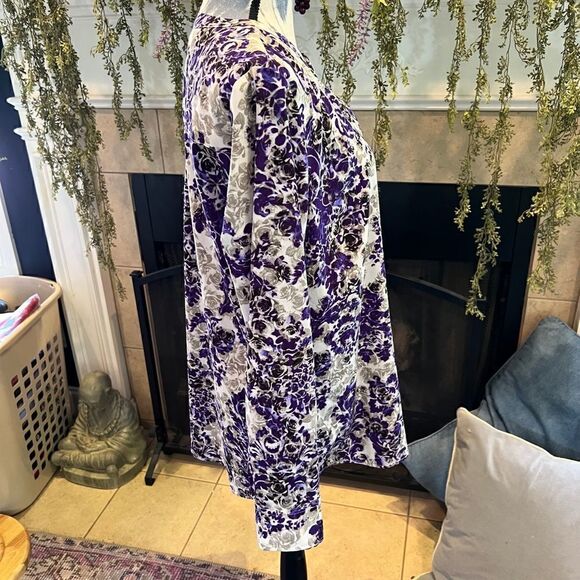 Talbots purple gray damask floral blouse - Picture 4 of 9